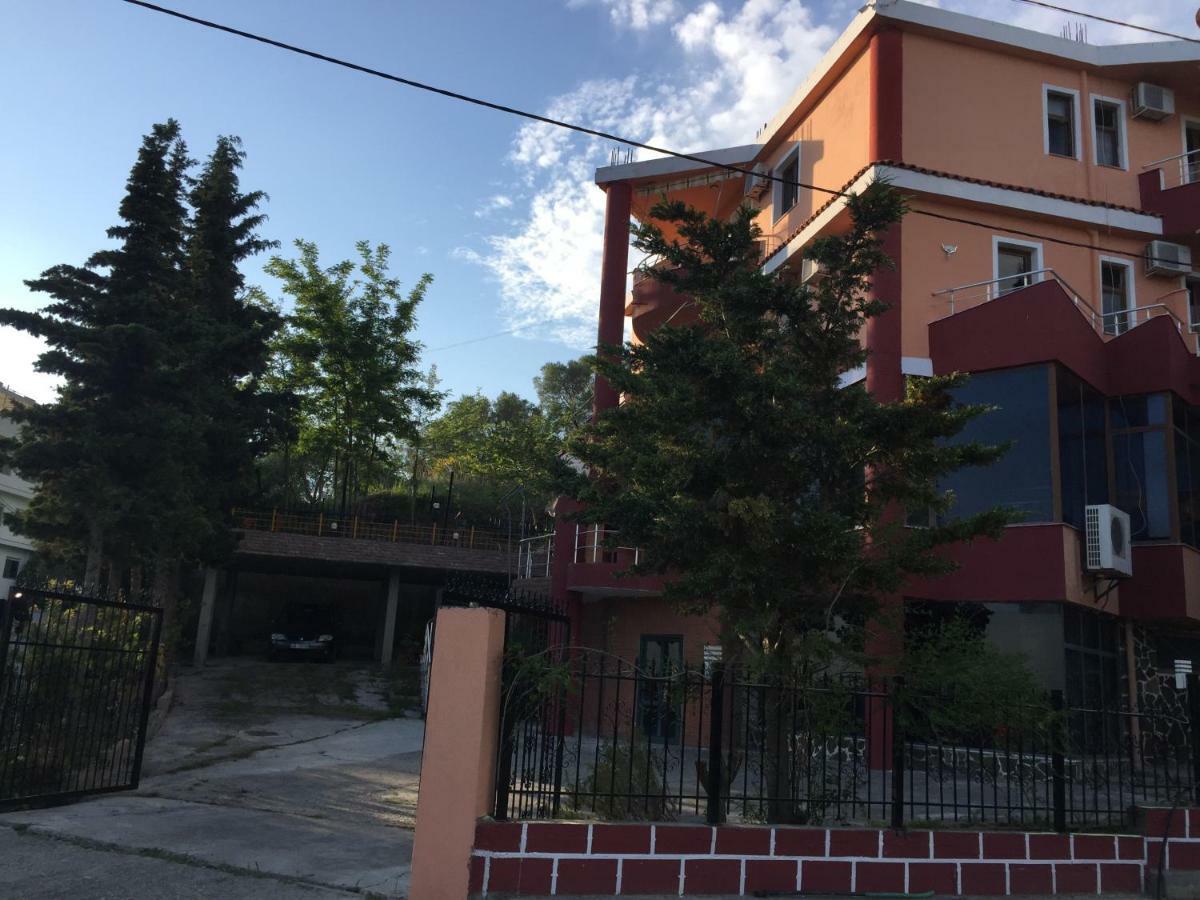 Hotel Moris Durres Exterior photo